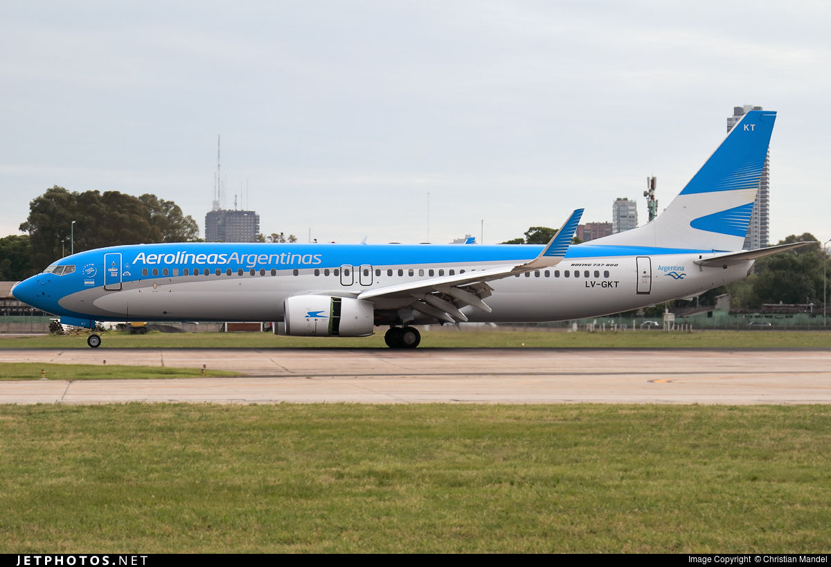 Photo of LV-GKT Boeing 737-887 by Christian Mandel