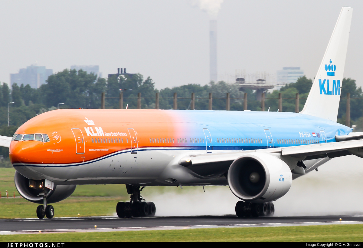 Photo of PH-BVA Boeing 777-306ER by C. v. Grinsven