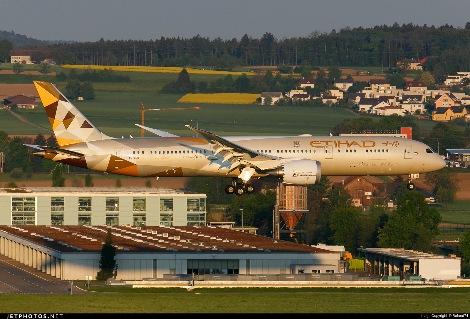 BOEING 787-8/9/10 | Photos and Videos | Page 3 | SkyscraperCity Forum